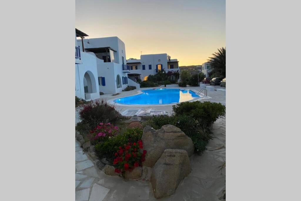 Pigeon House Ornos Beach Mykonos Town Exterior foto